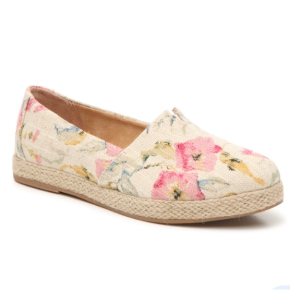 BOC WOMENS SLIP ON SHOES -SIZE 8
